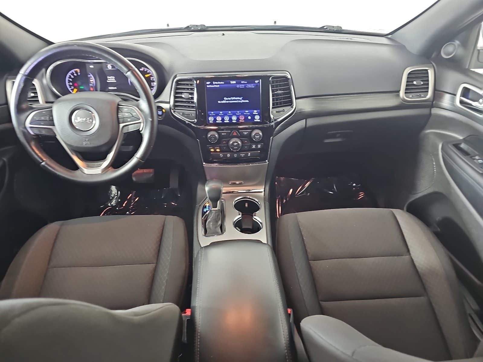 2019 Jeep Grand Cherokee Laredo E