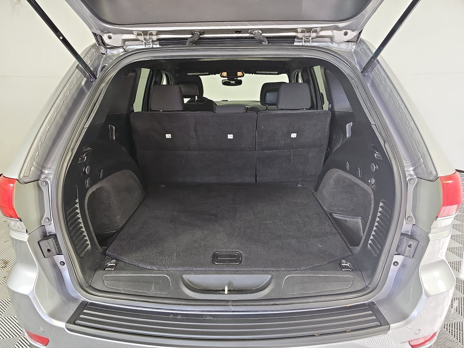 2019 Jeep Grand Cherokee Laredo E