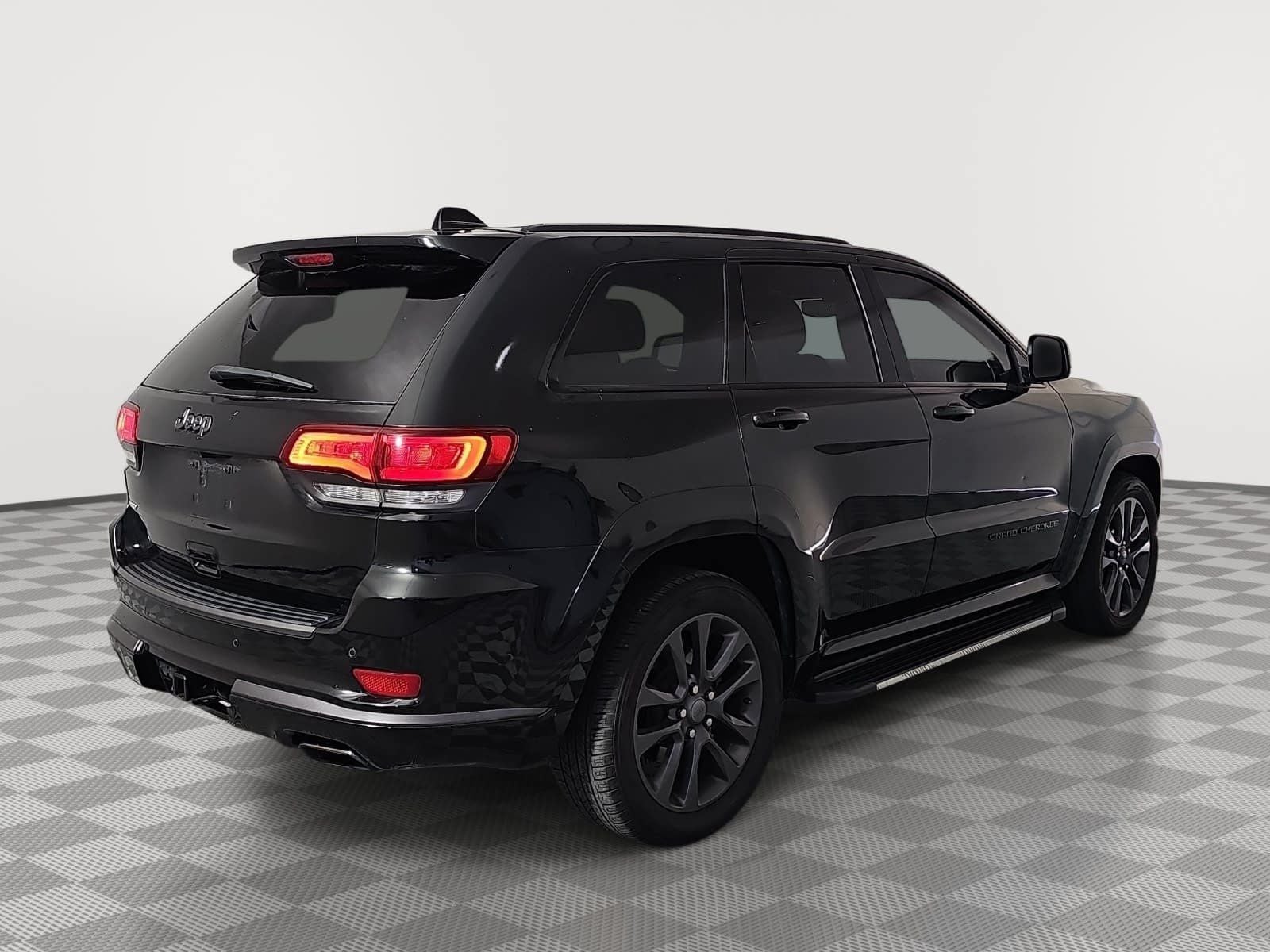 2019 Jeep Grand Cherokee Overland