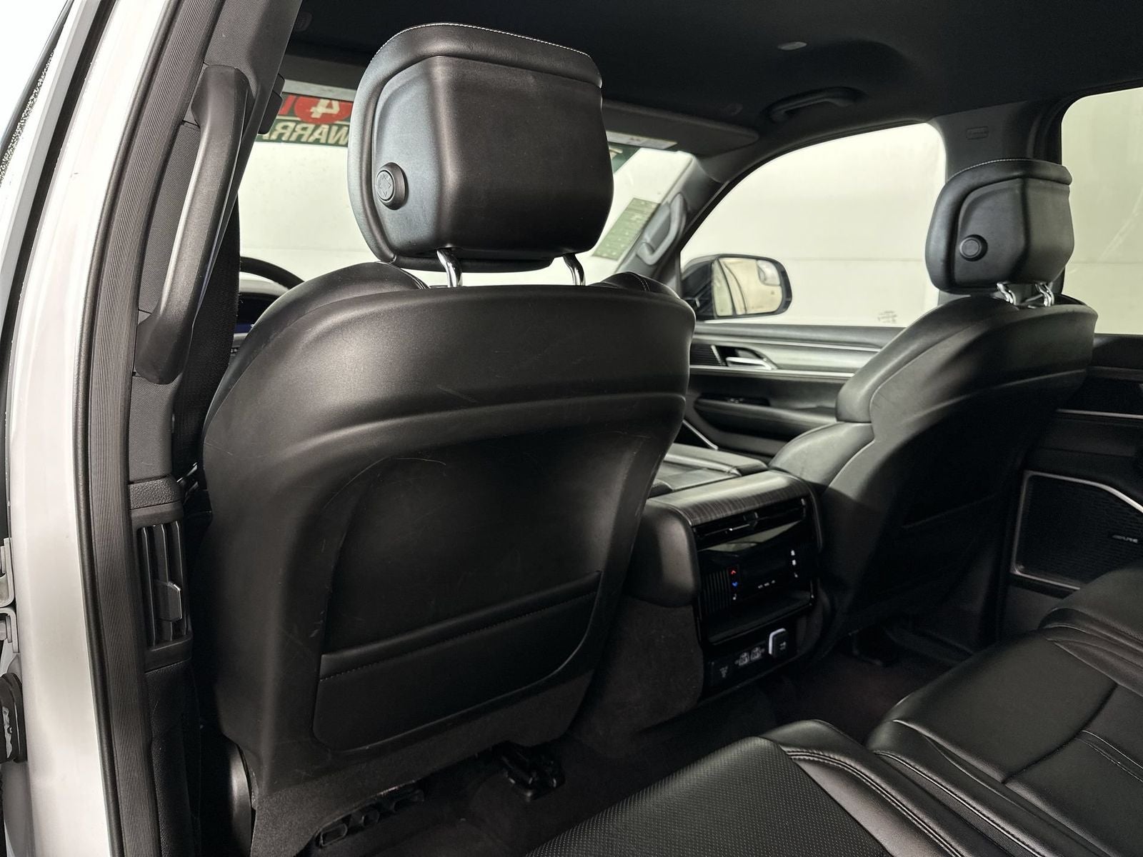 2024 Jeep Wagoneer L Series III