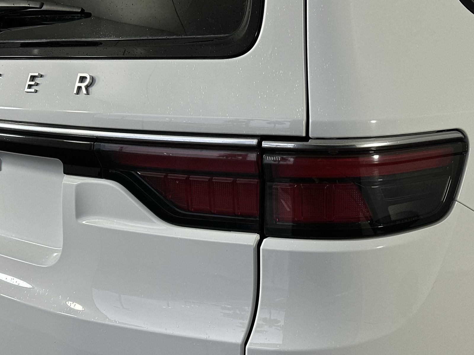 2024 Jeep Wagoneer L Series III