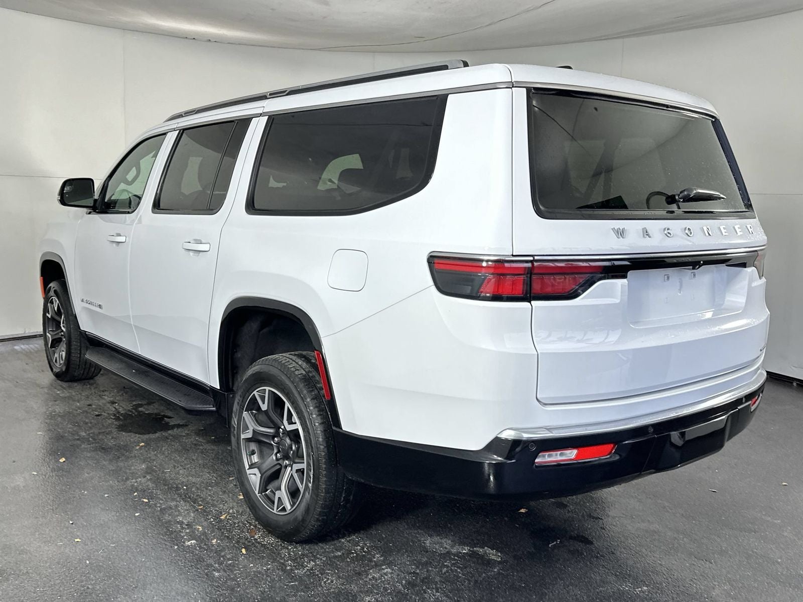 2024 Jeep Wagoneer L Series III