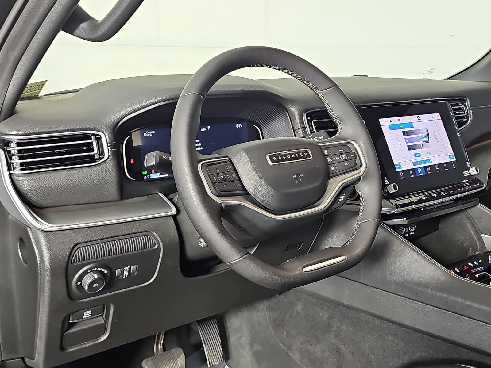 2025 Jeep Wagoneer Base