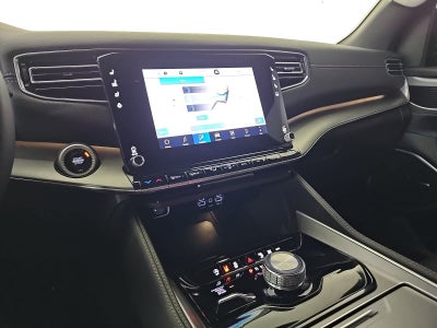 2025 Jeep Wagoneer Base