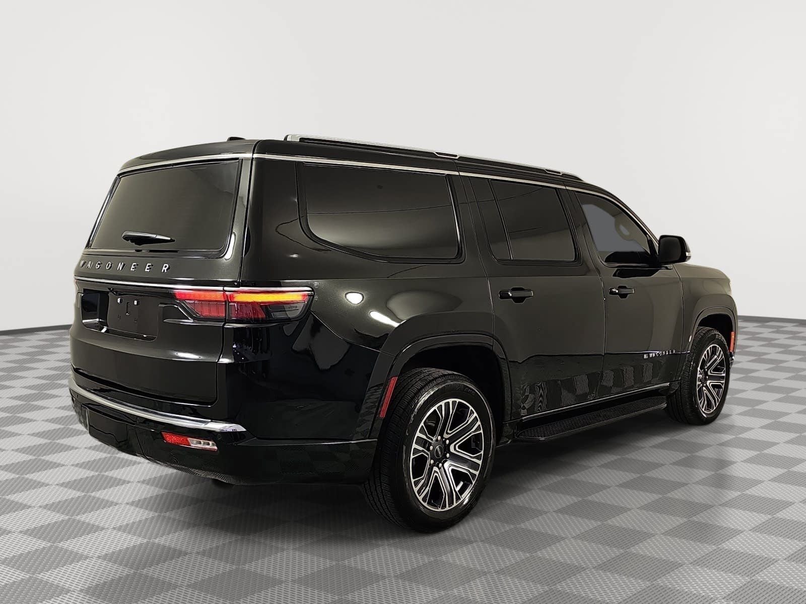 2025 Jeep Wagoneer Base