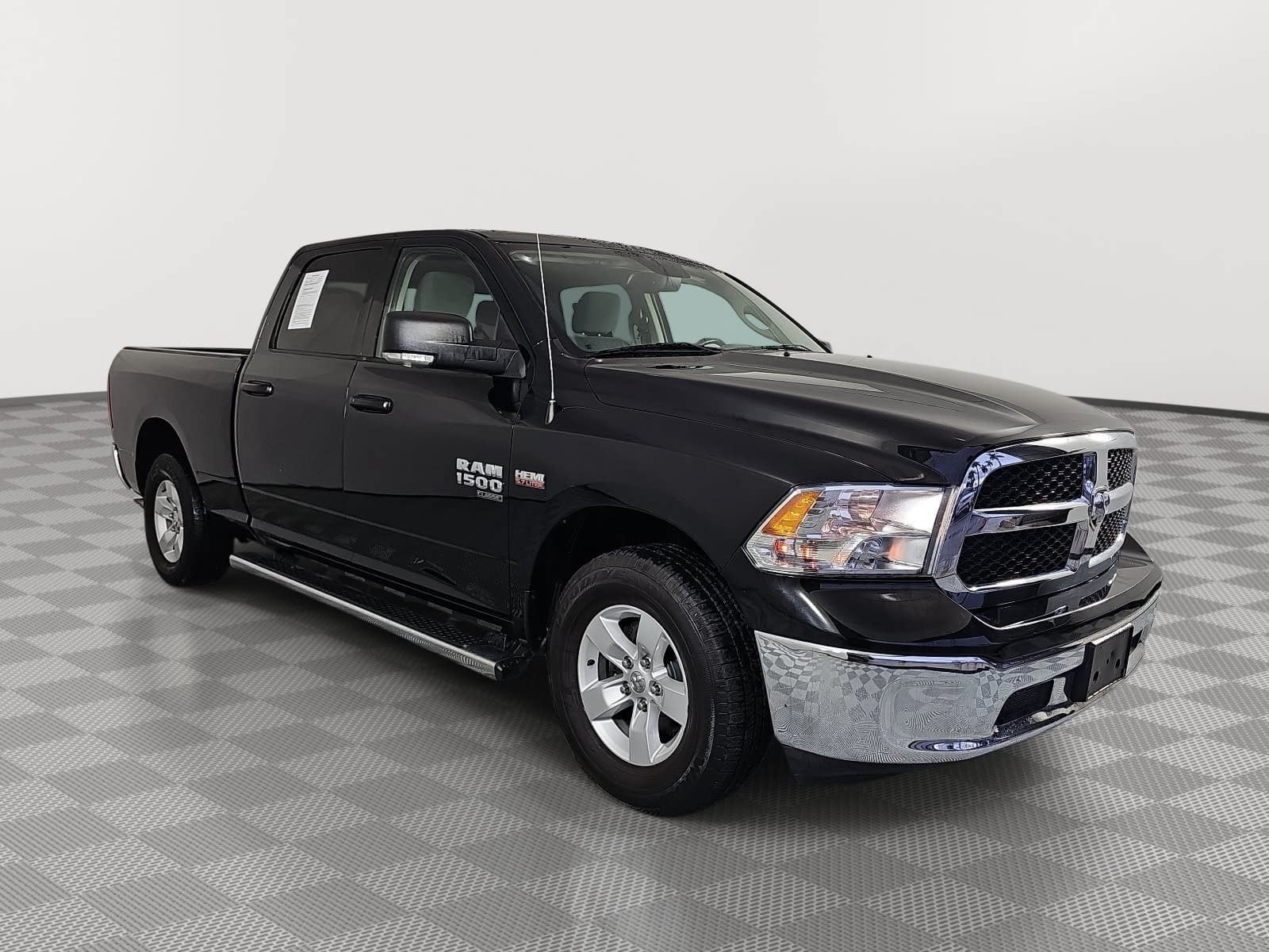2020 RAM 1500 Classic SLT
