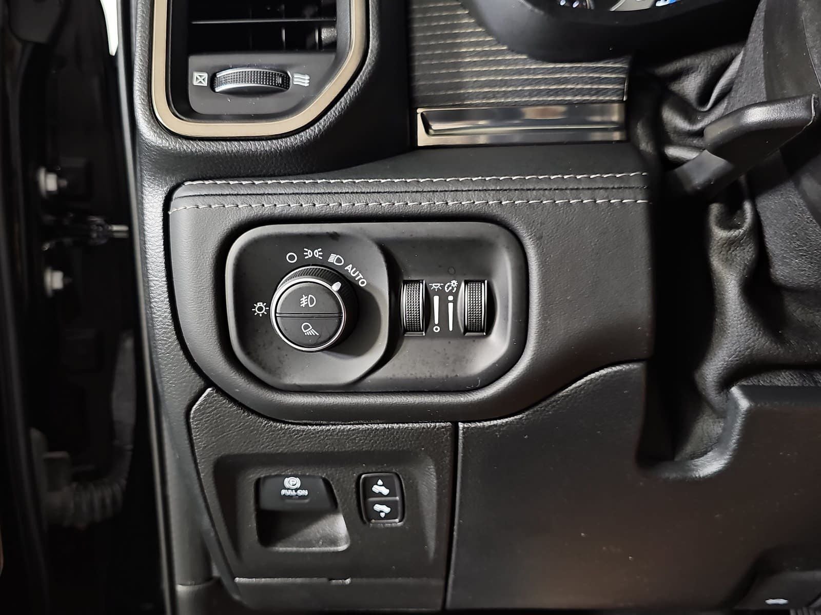 2021 RAM 1500 Limited