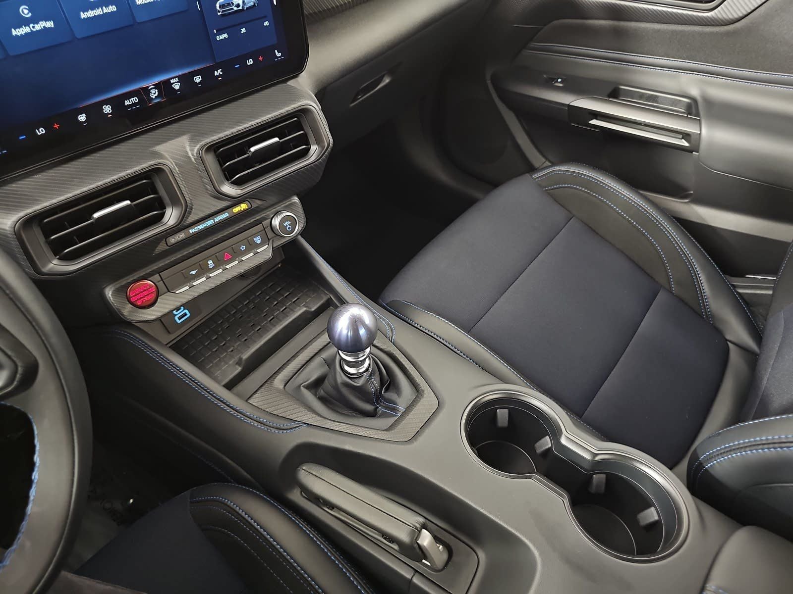 2024 Ford Mustang Dark Horse