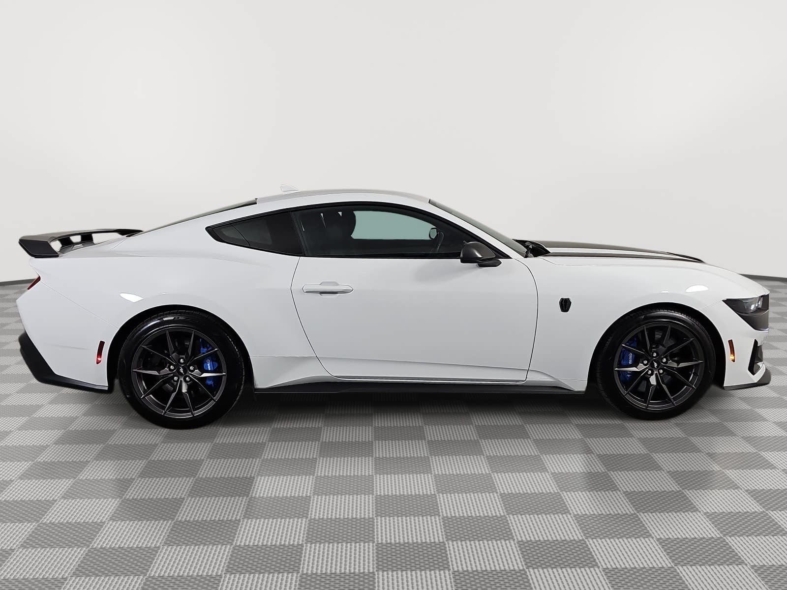 2024 Ford Mustang Dark Horse