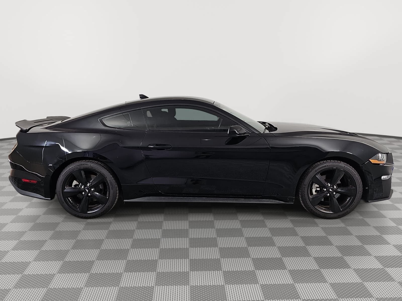 2021 Ford Mustang EcoBoost