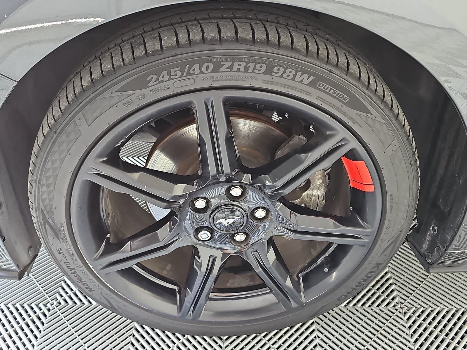 2020 Ford Mustang EcoBoost