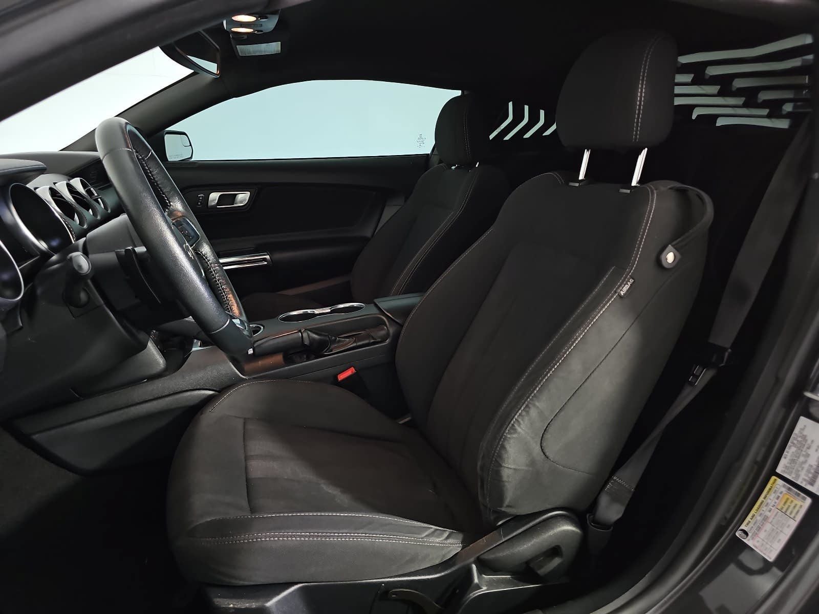 2020 Ford Mustang EcoBoost