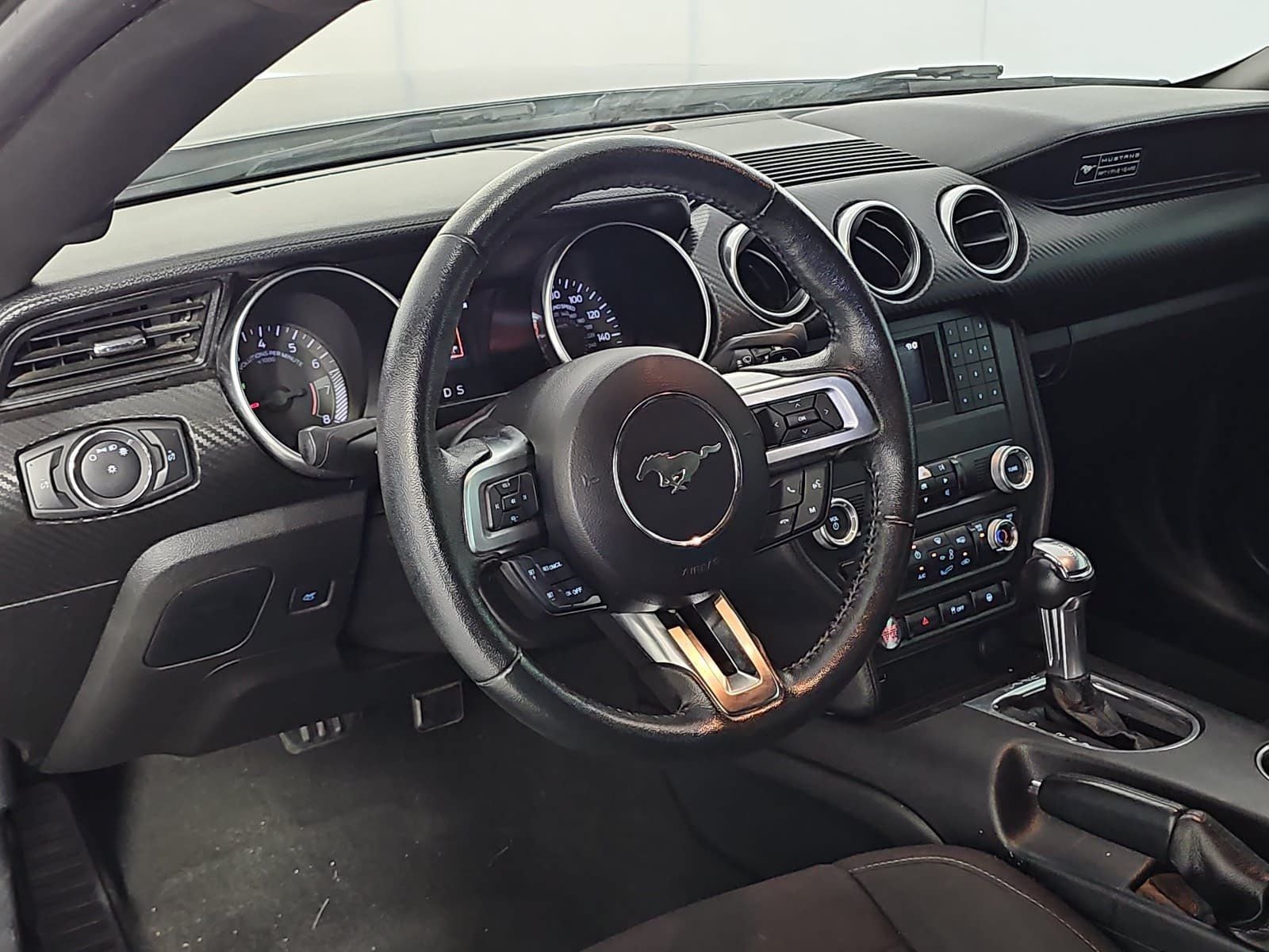 2020 Ford Mustang EcoBoost
