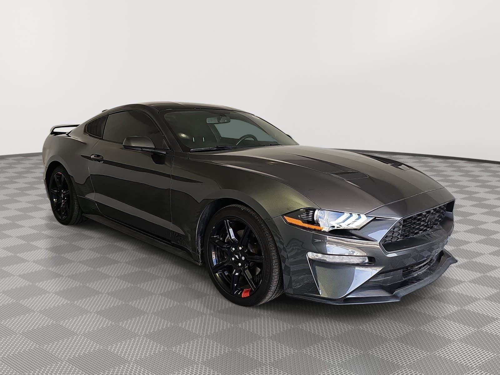 2020 Ford Mustang EcoBoost