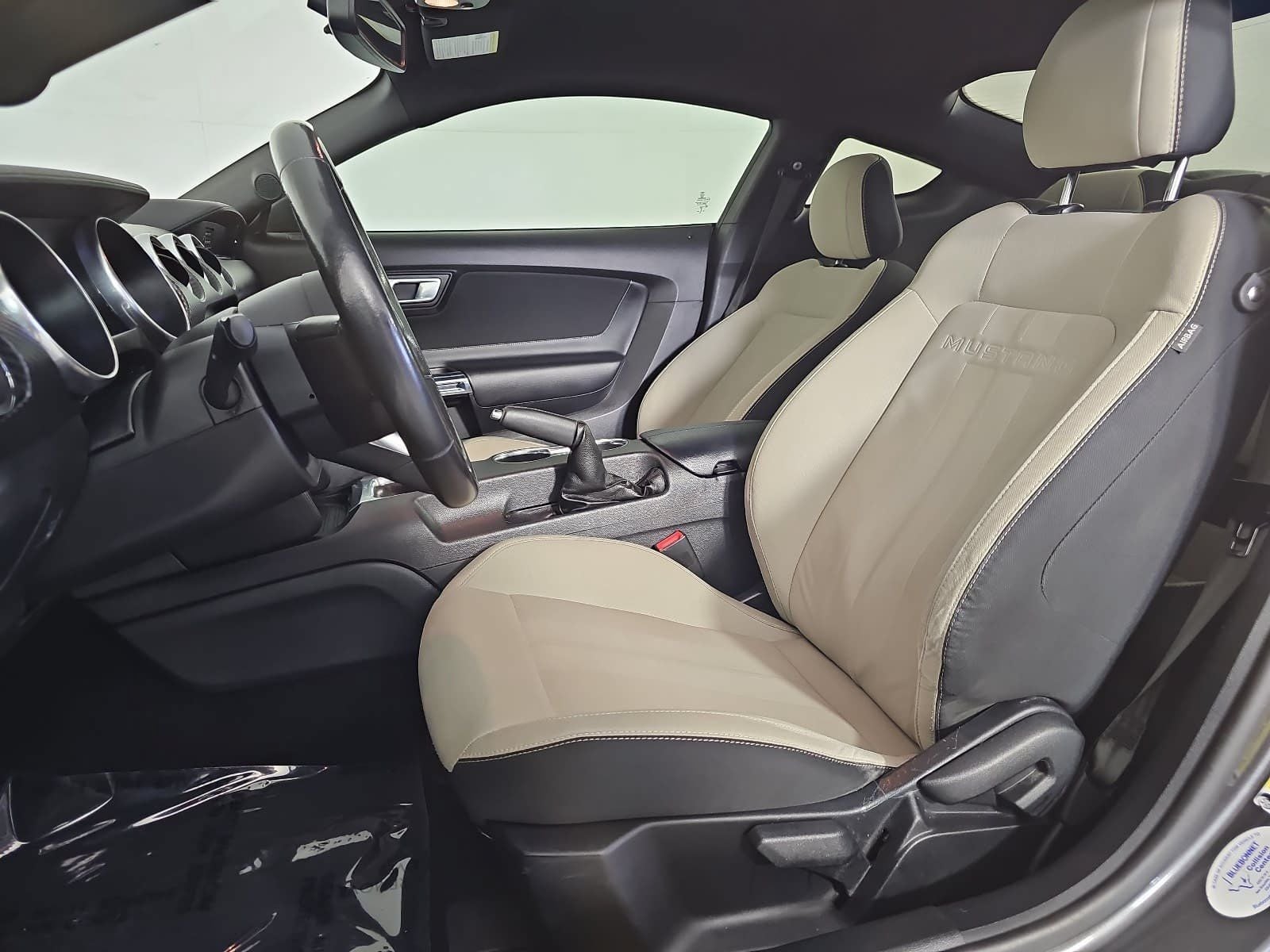 2020 Ford Mustang EcoBoost