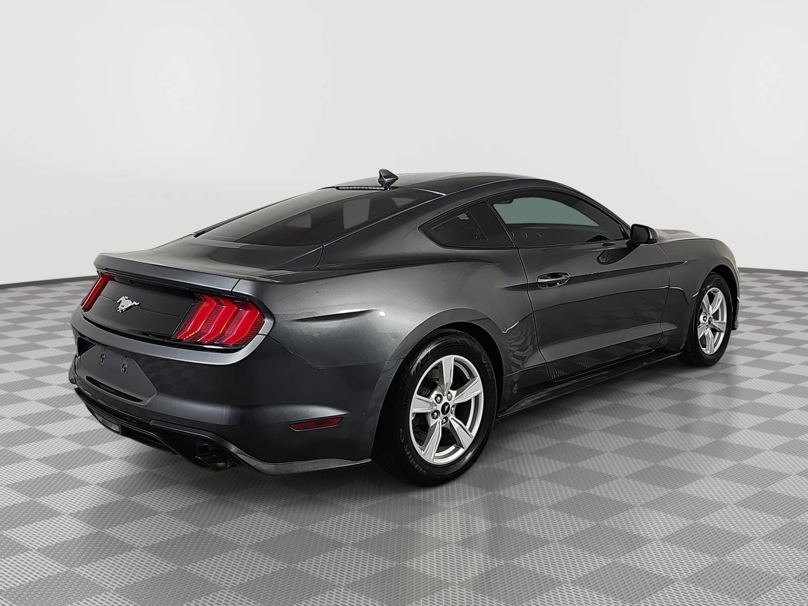 2020 Ford Mustang EcoBoost