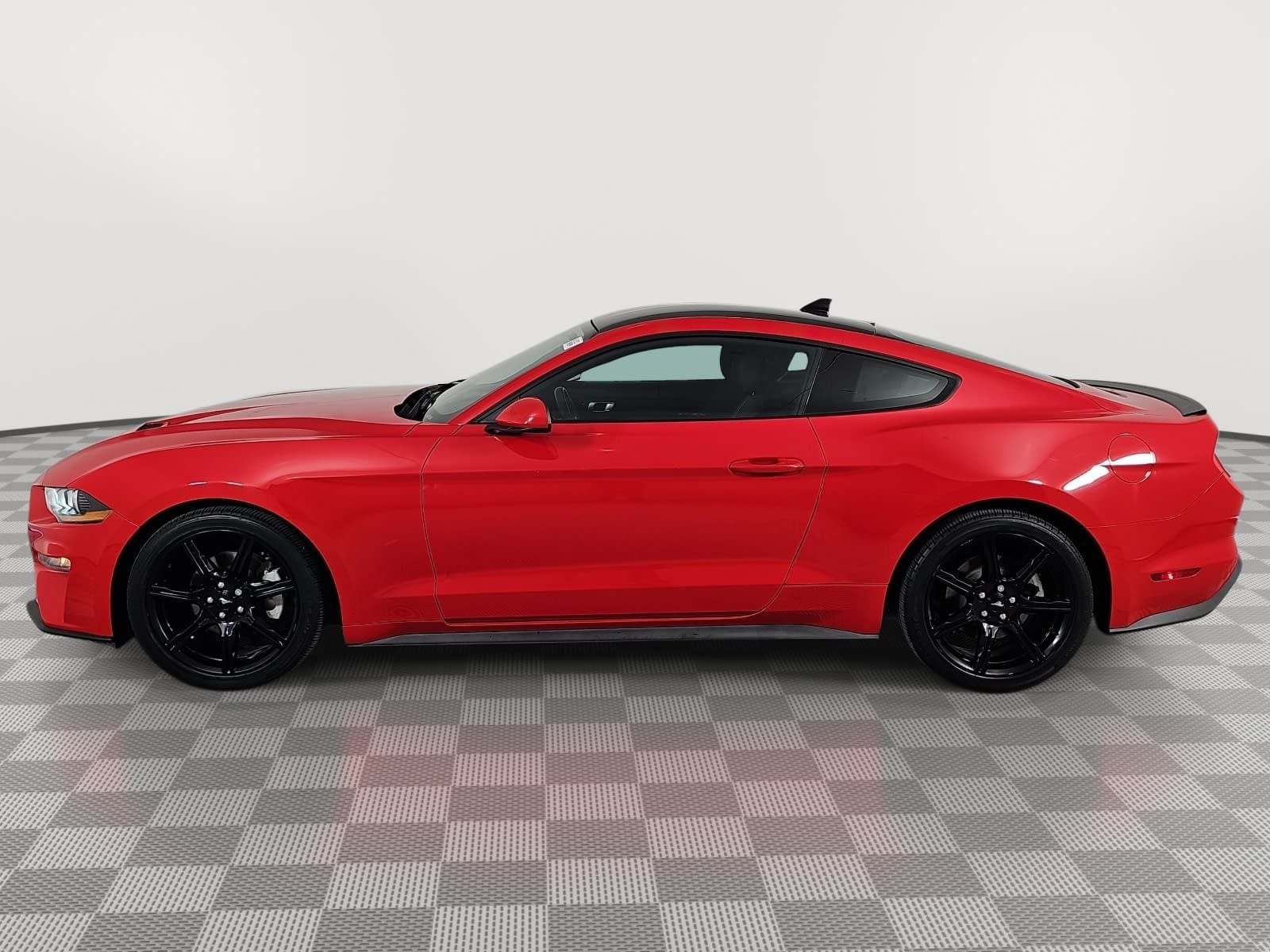 2020 Ford Mustang EcoBoost