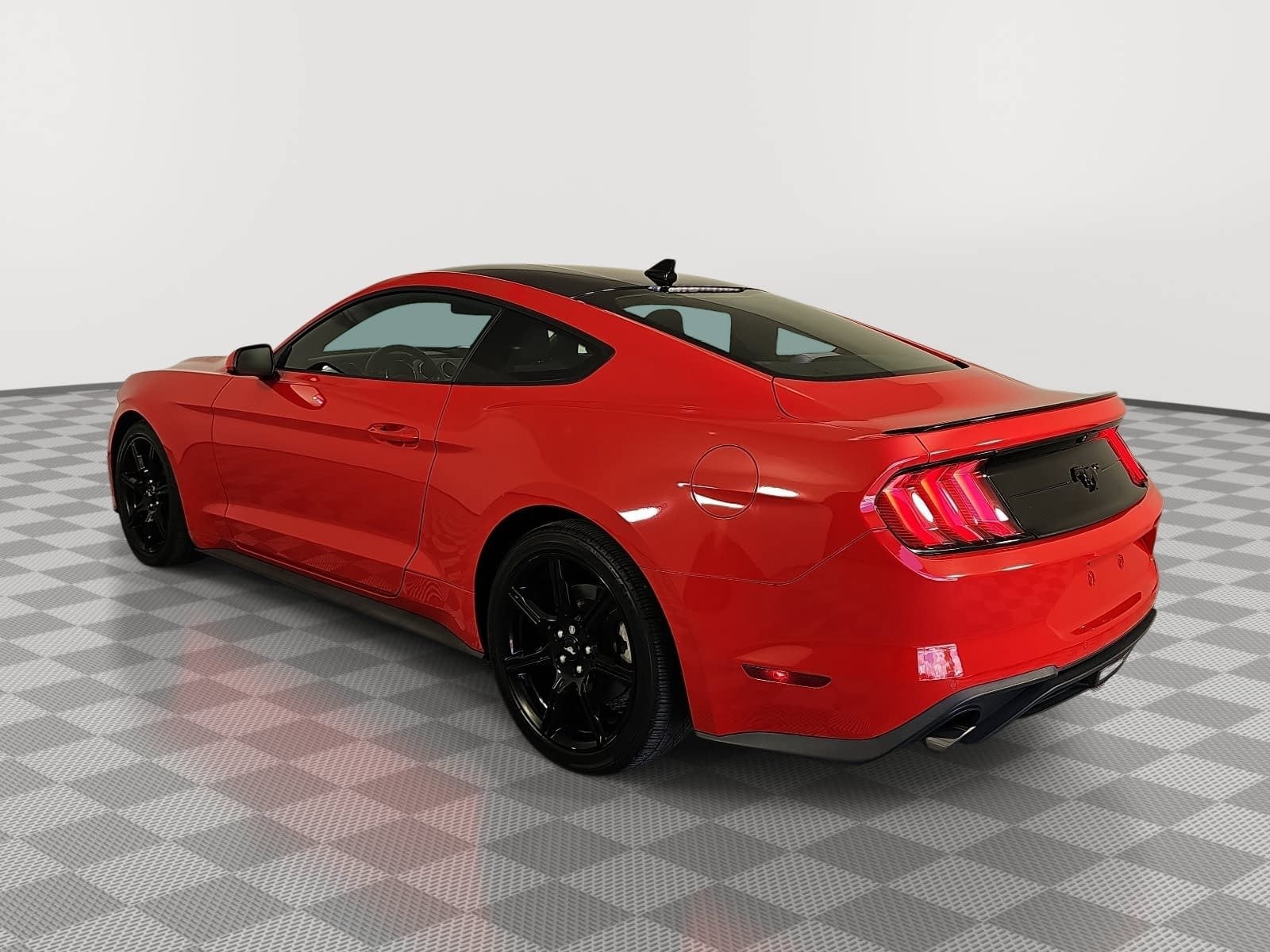 2020 Ford Mustang EcoBoost