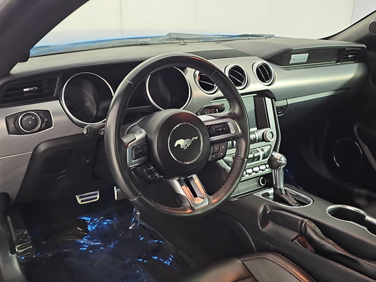 2022 Ford Mustang EcoBoost Premium
