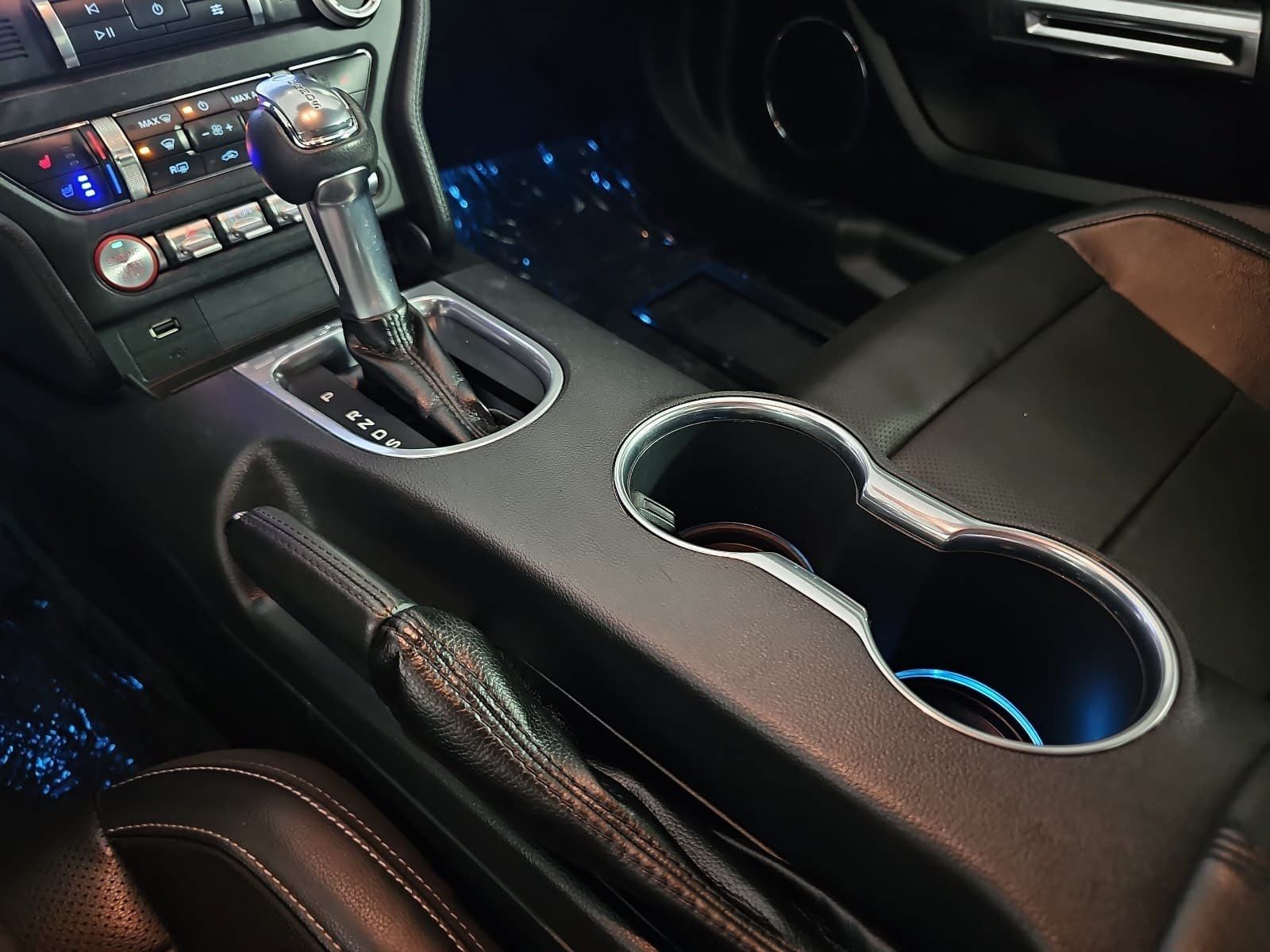 2022 Ford Mustang EcoBoost Premium