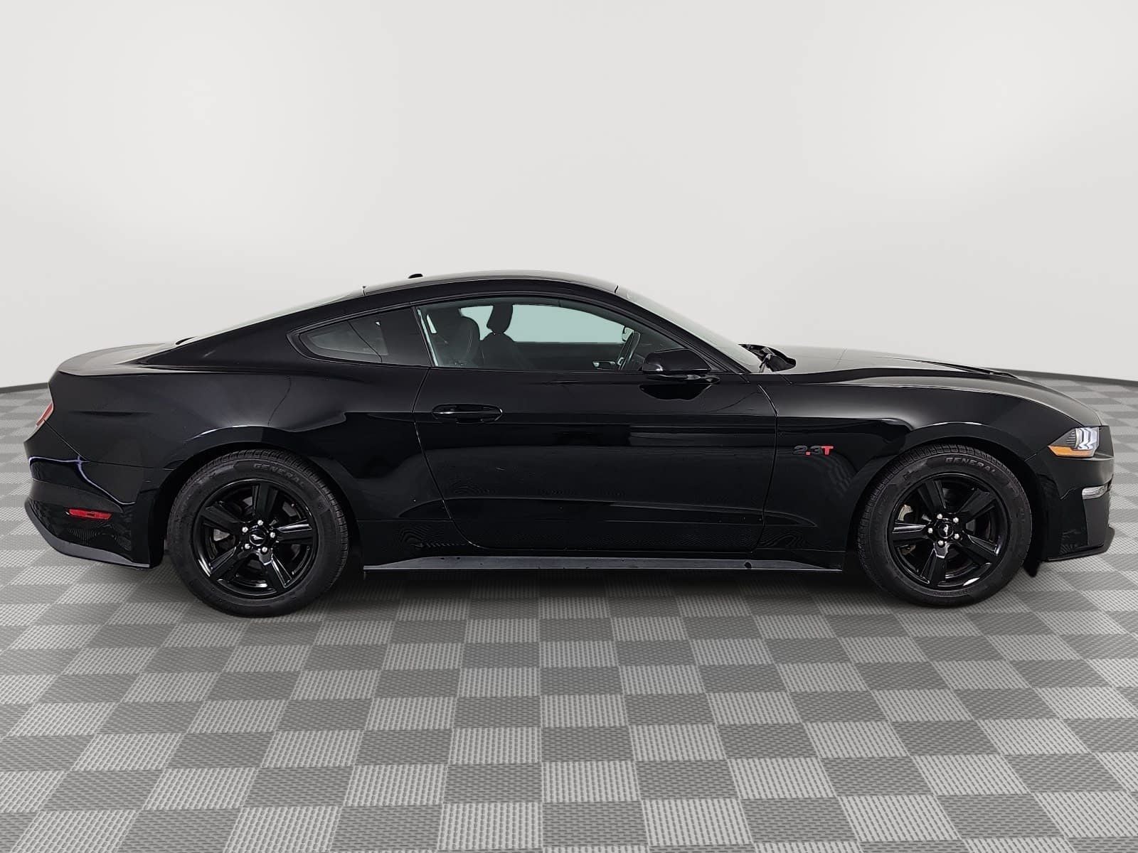 2019 Ford Mustang EcoBoost