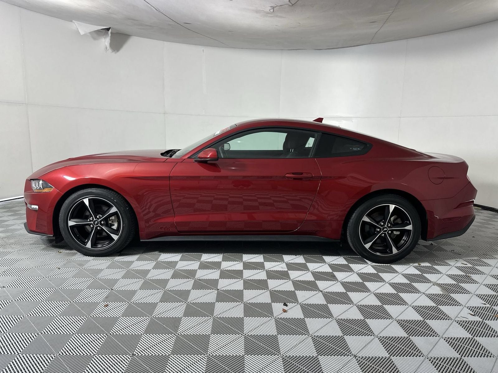 2022 Ford Mustang EcoBoost