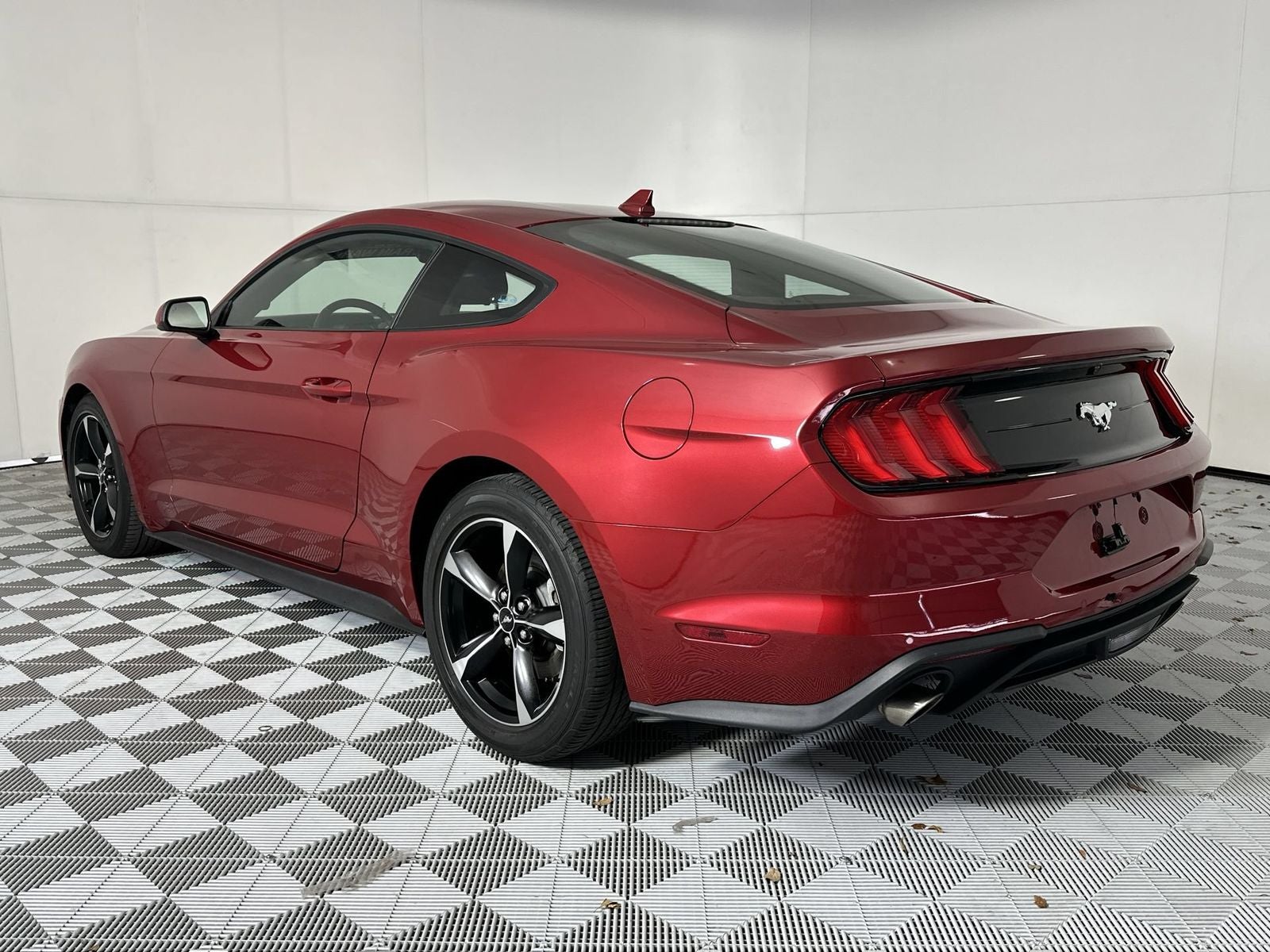 2022 Ford Mustang EcoBoost