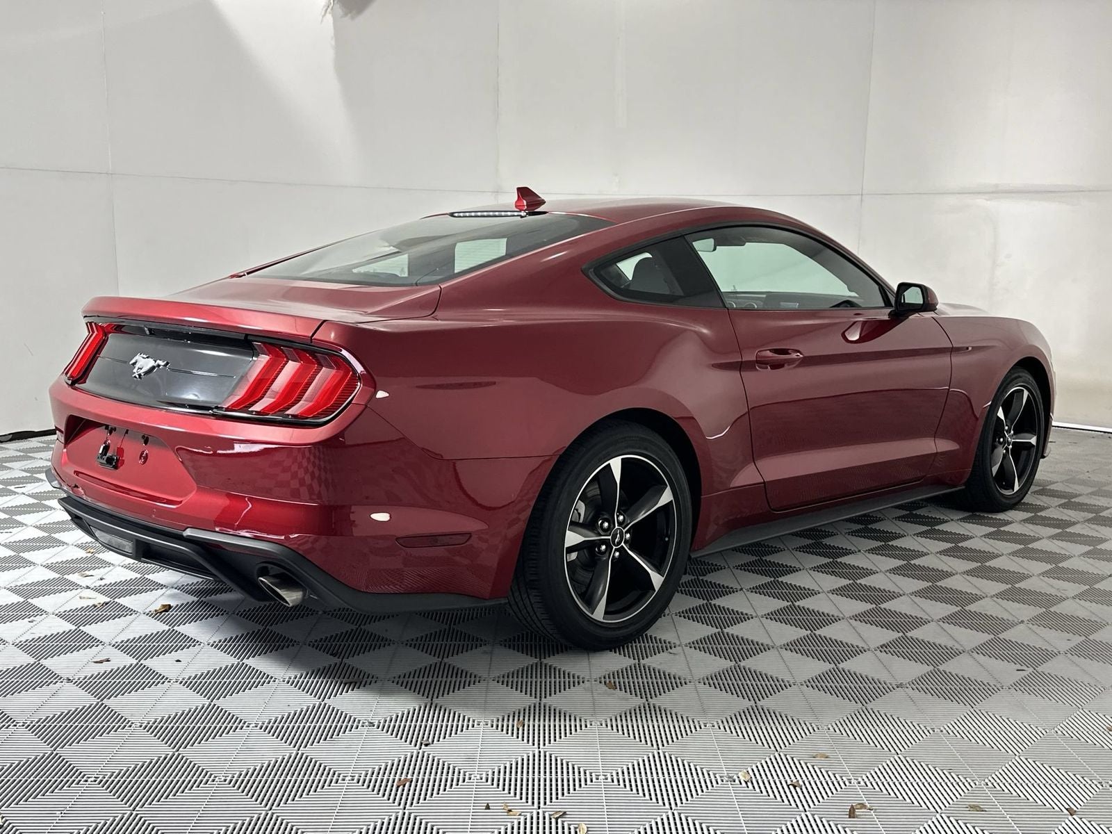 2022 Ford Mustang EcoBoost