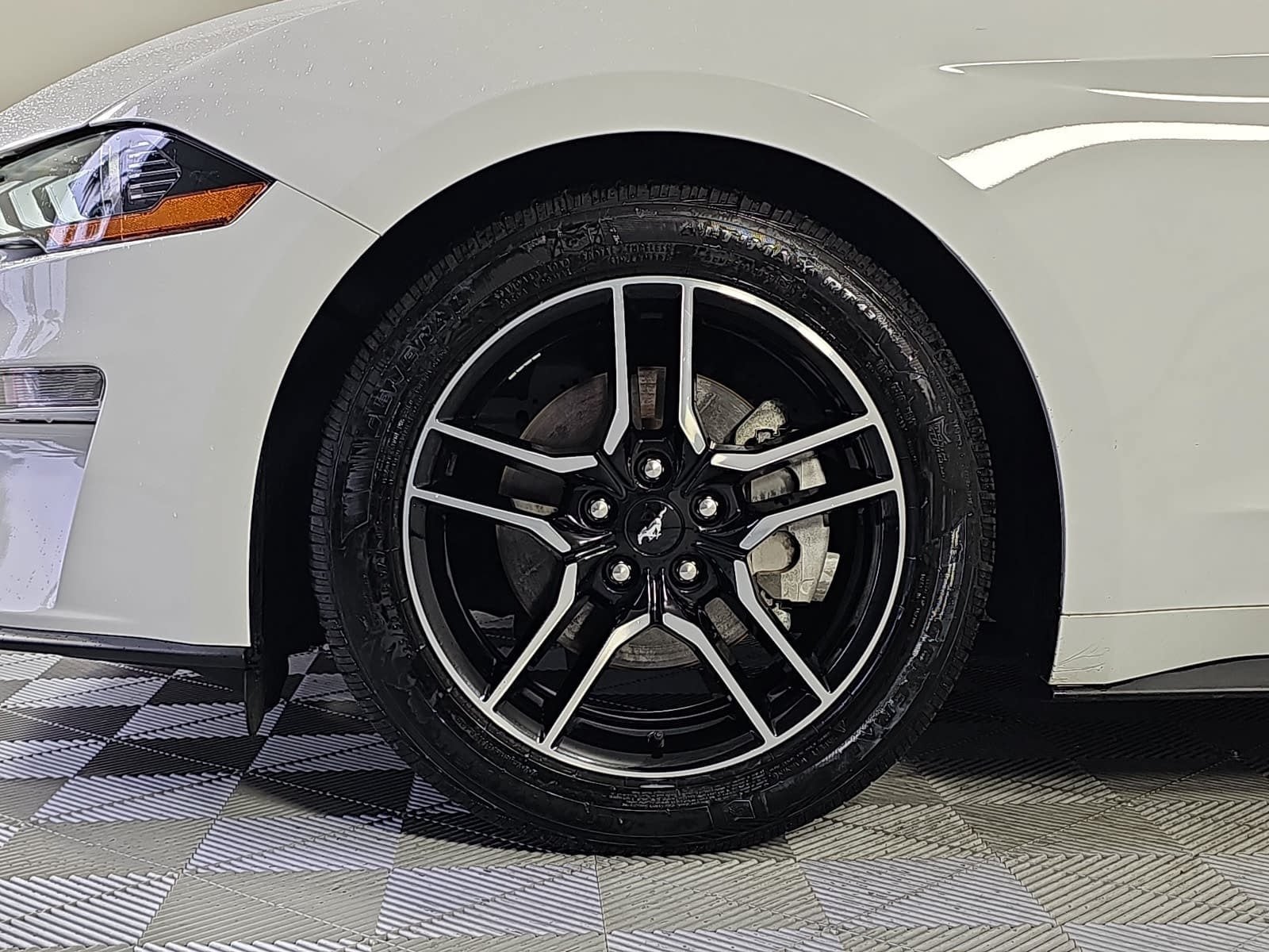 2021 Ford Mustang EcoBoost