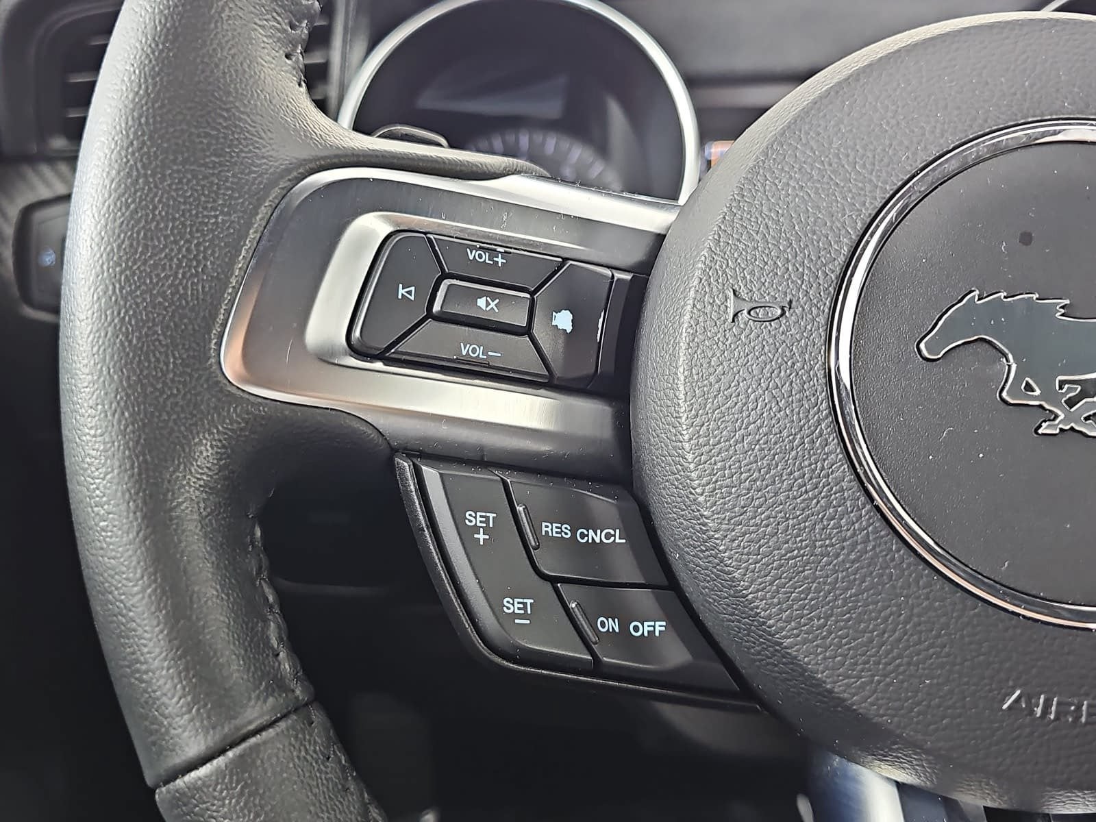 2021 Ford Mustang EcoBoost