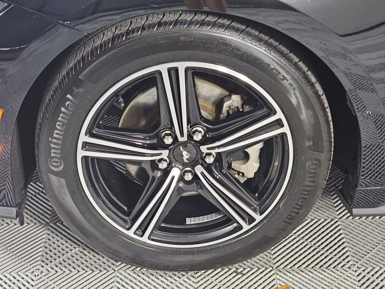 2025 Ford Mustang EcoBoost Premium