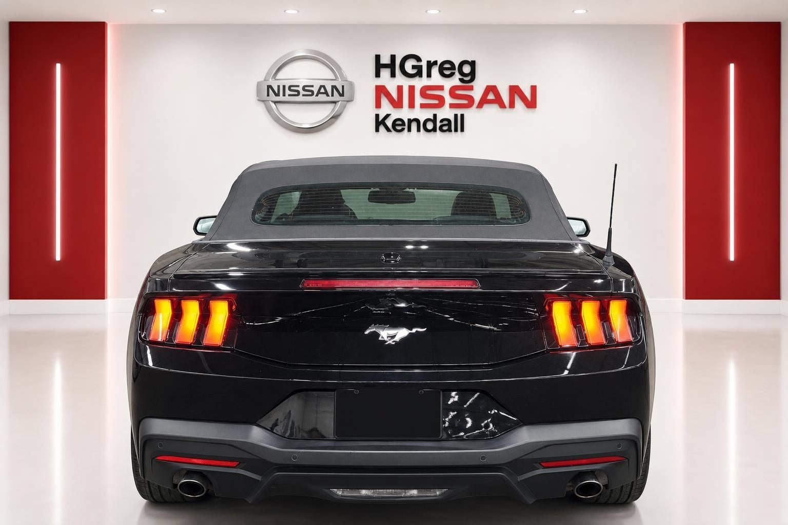 2025 Ford Mustang EcoBoost Premium