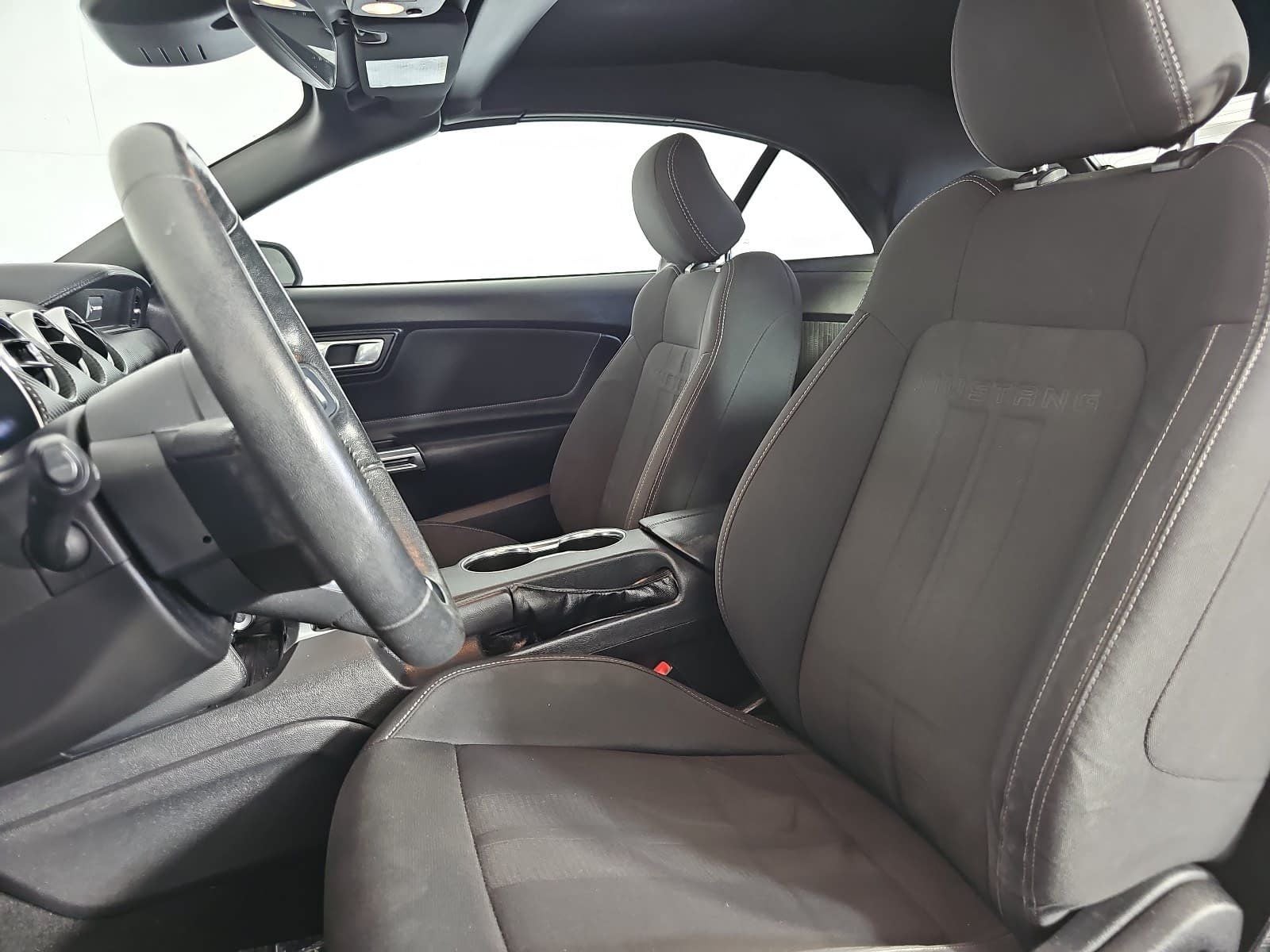 2022 Ford Mustang EcoBoost