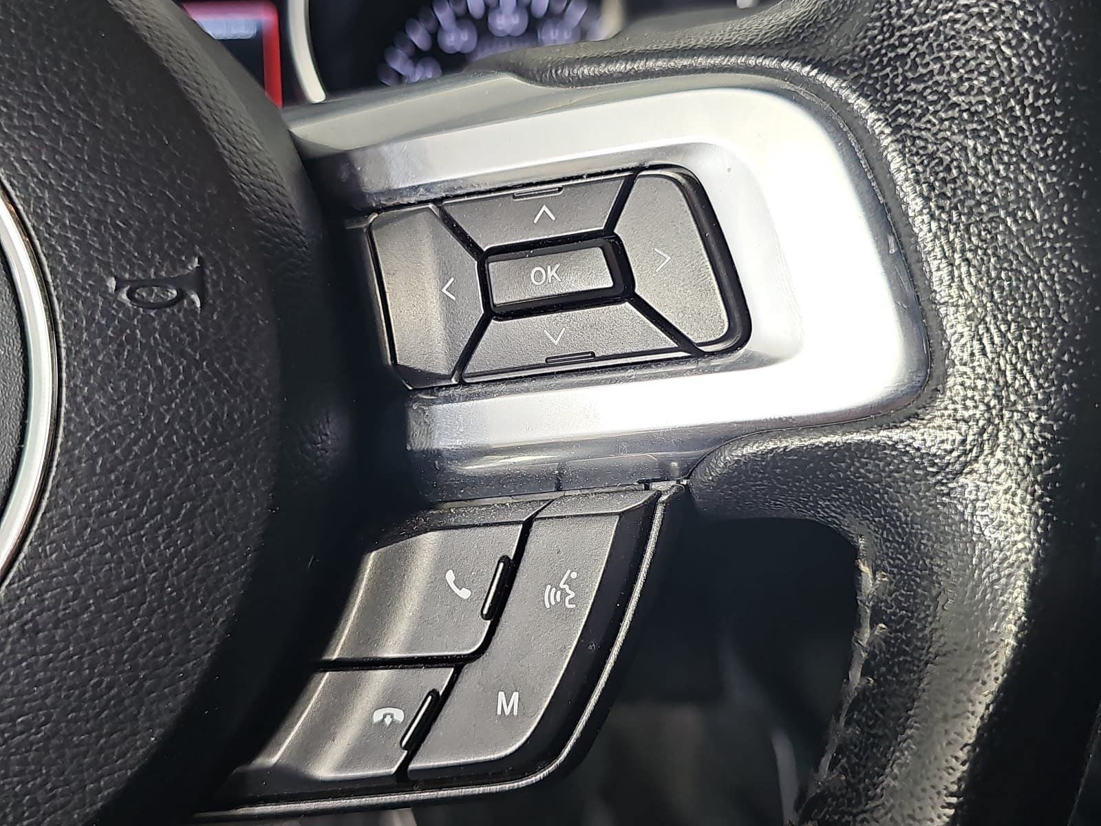 2022 Ford Mustang EcoBoost