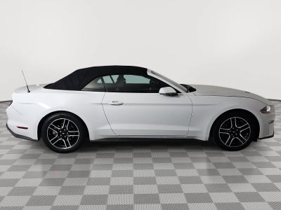 2022 Ford Mustang EcoBoost