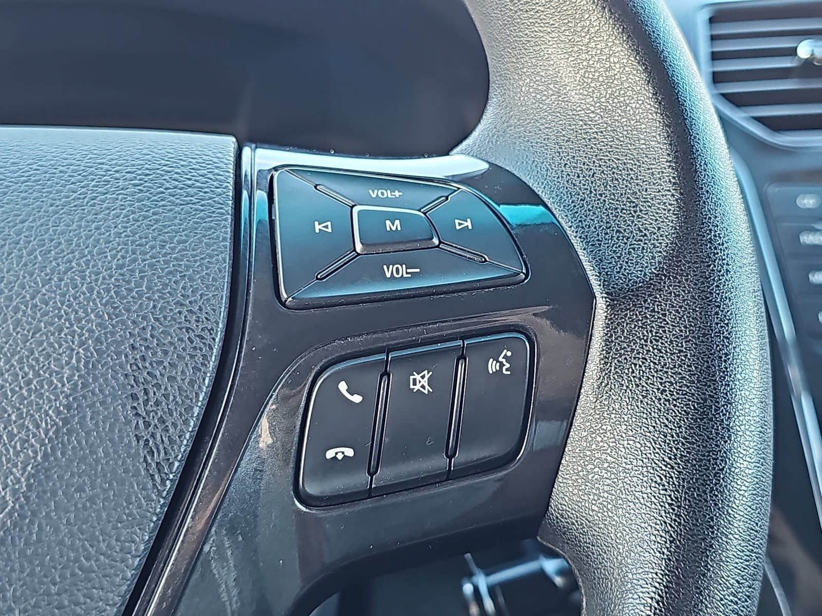 2017 Ford Explorer Base