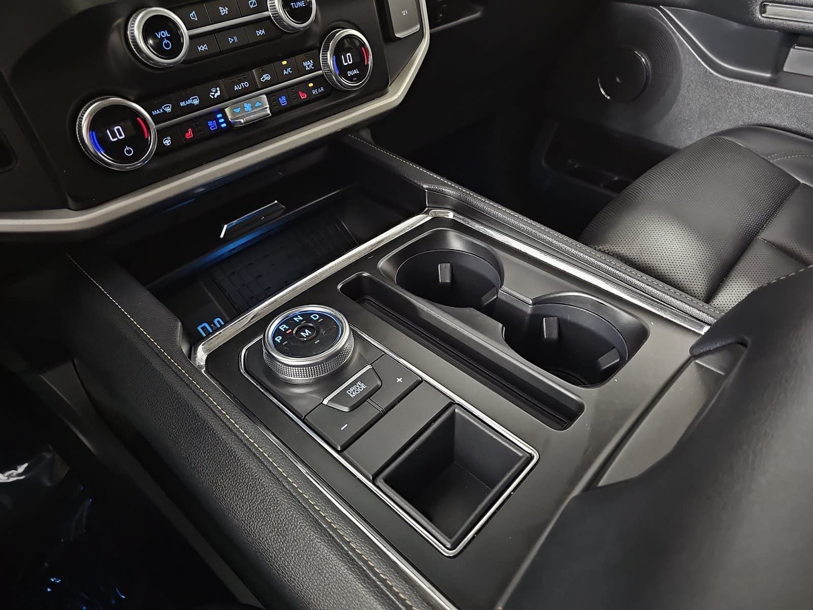 2022 Ford Expedition Max XLT