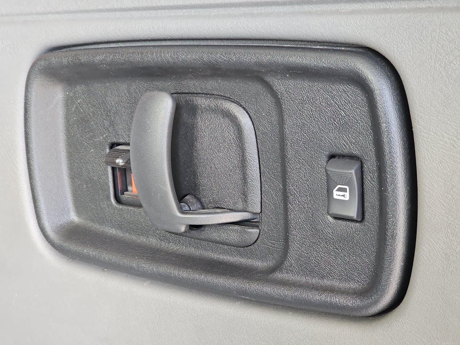 2024 Chevrolet Express 3500 LS Passenger