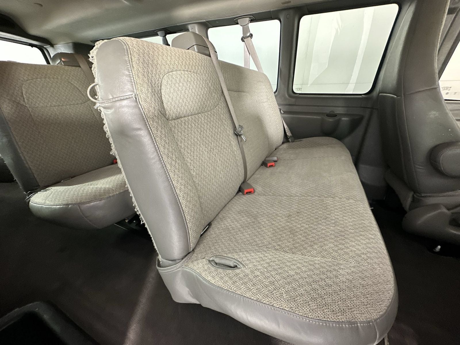 2019 Chevrolet Express 3500 LT Passenger