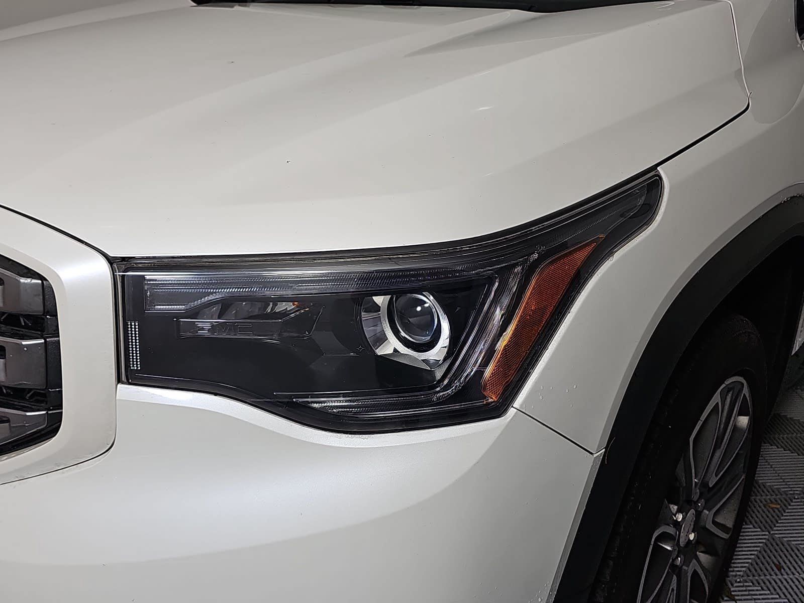 2017 GMC Acadia SLT-1