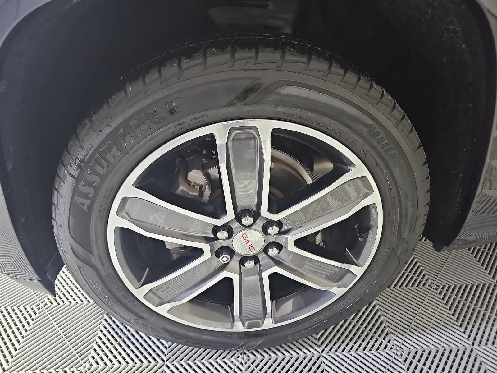 2018 GMC Acadia Denali