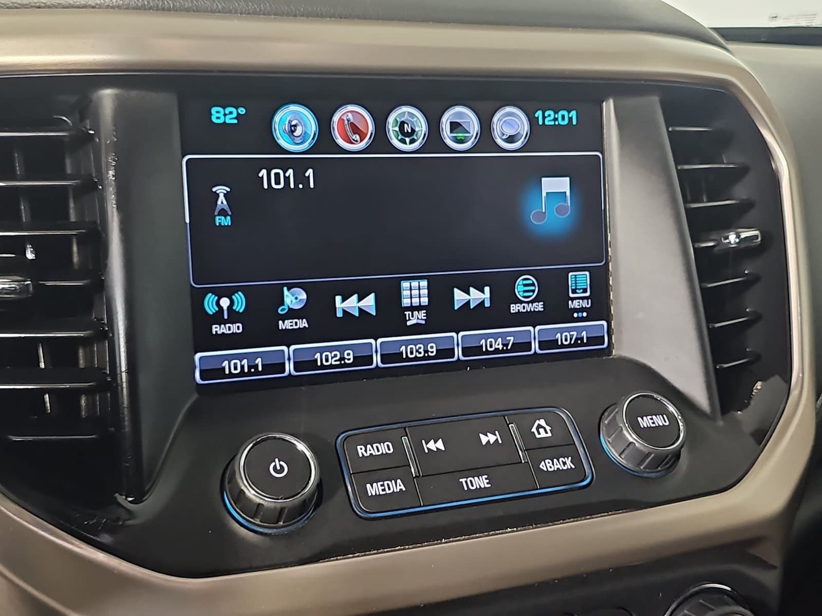 2018 GMC Acadia Denali