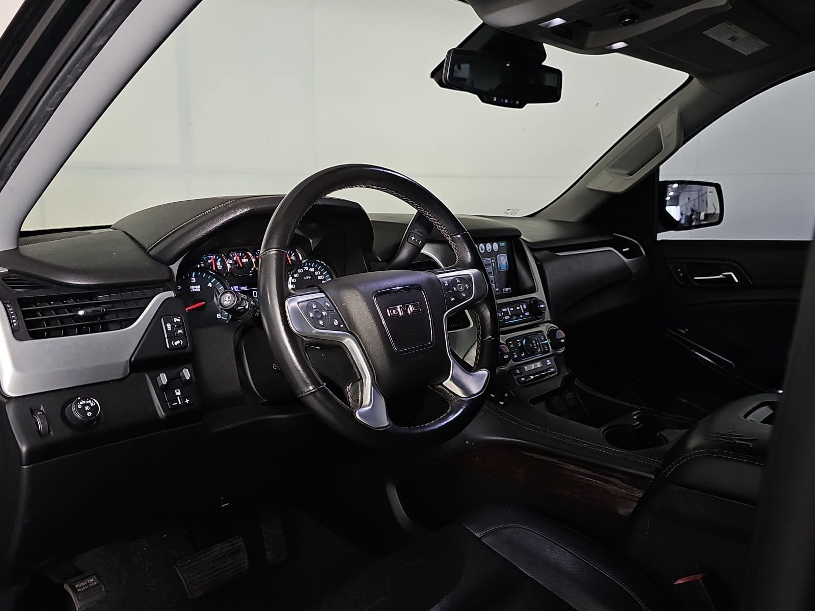 2020 GMC Yukon SLT