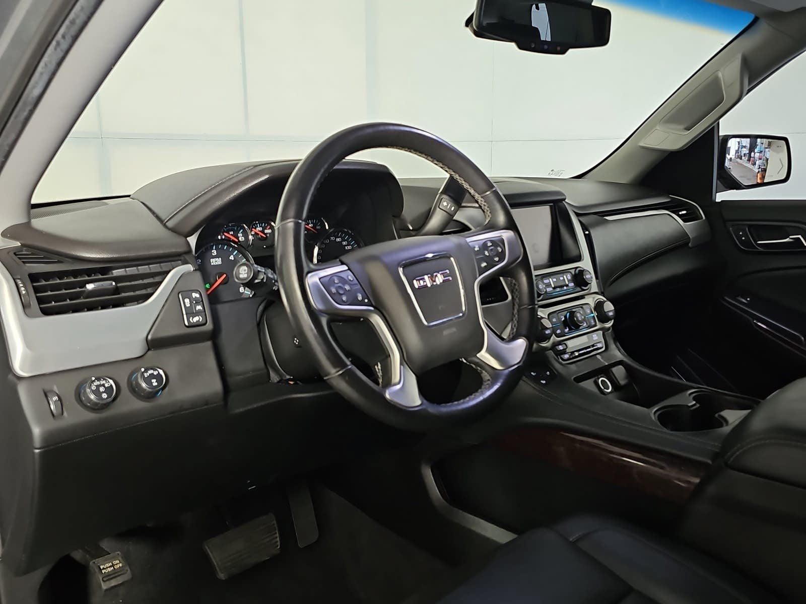 2019 GMC Yukon SLT