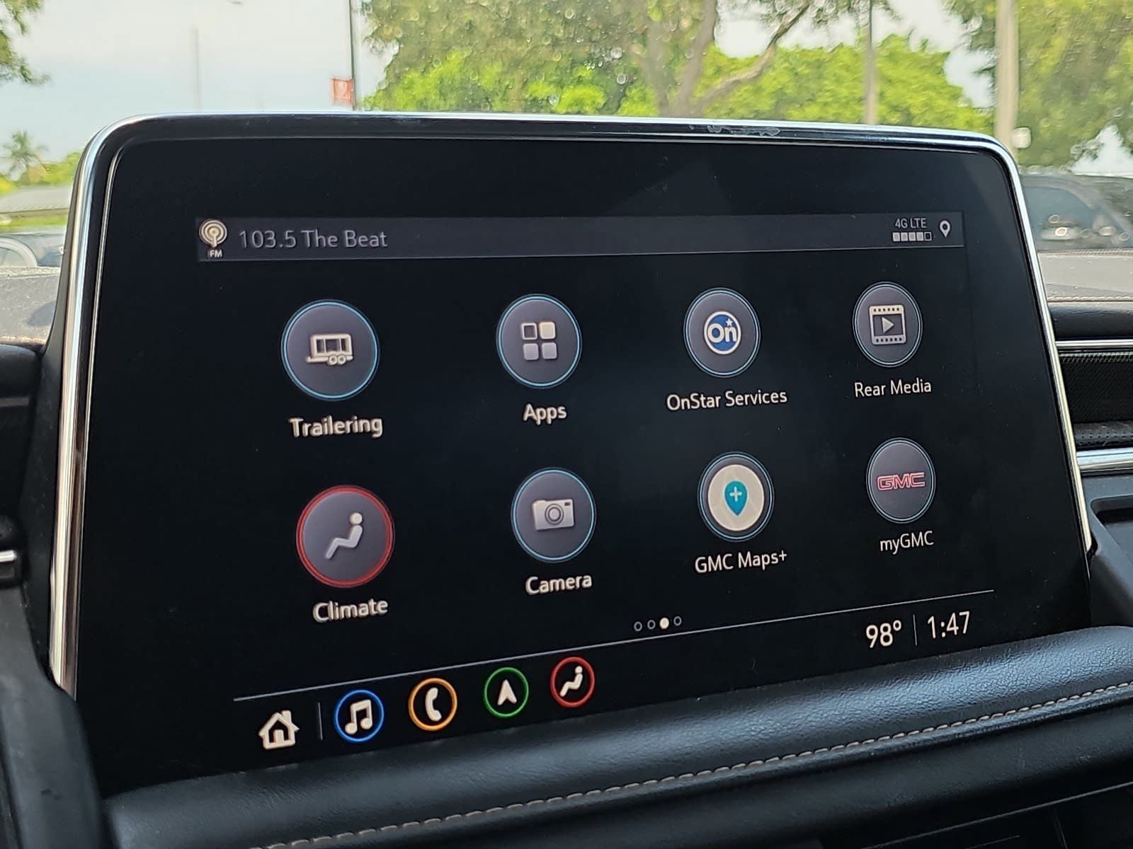 2021 GMC Yukon XL AT4