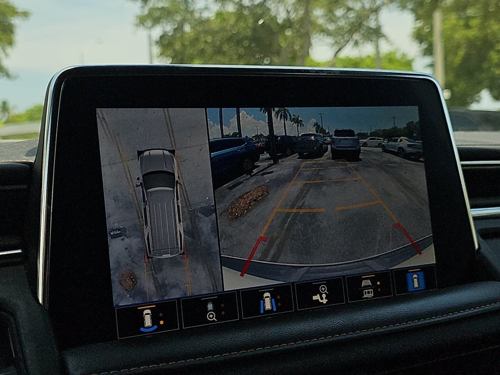 2021 GMC Yukon XL AT4