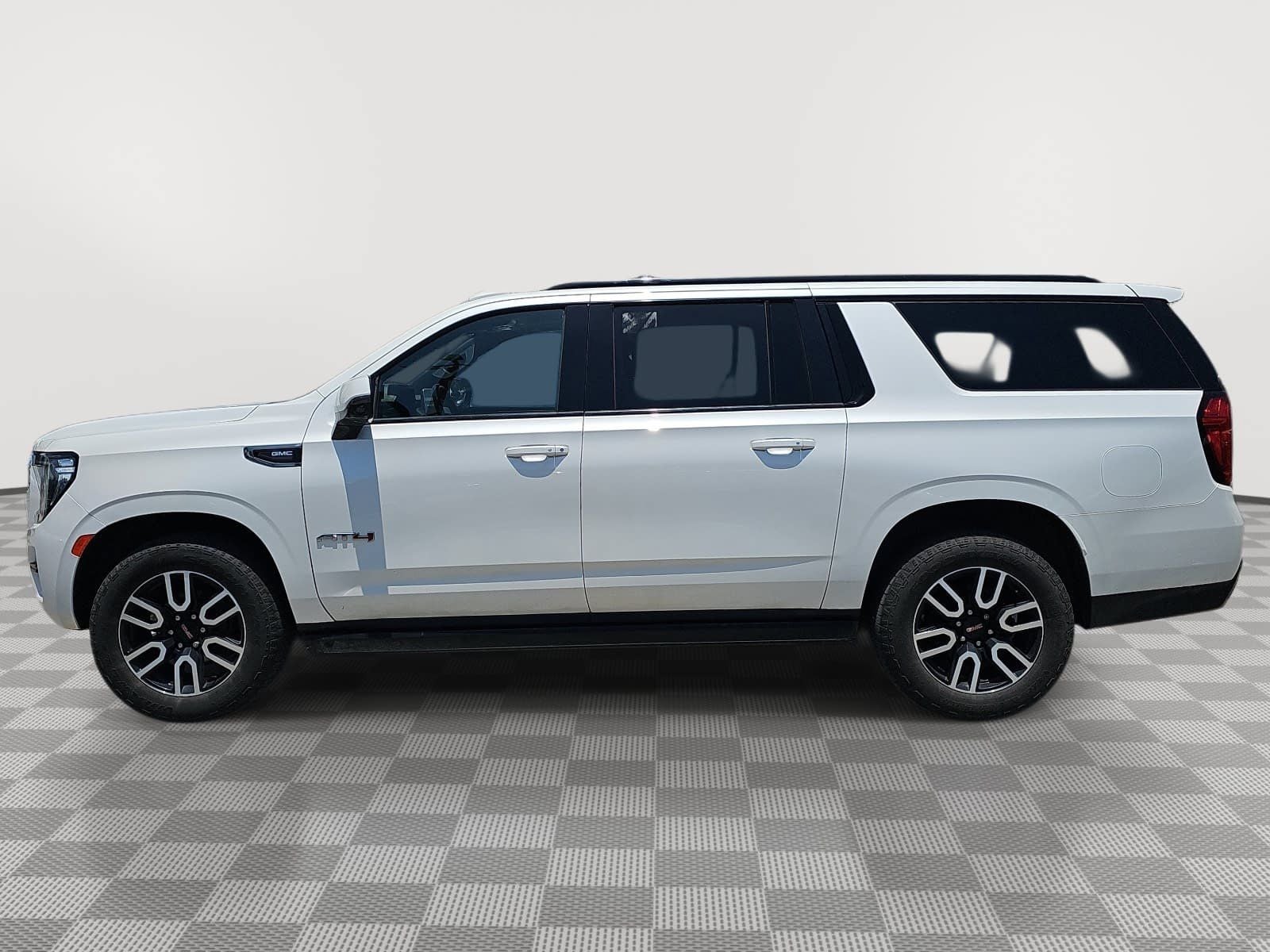 2021 GMC Yukon XL AT4