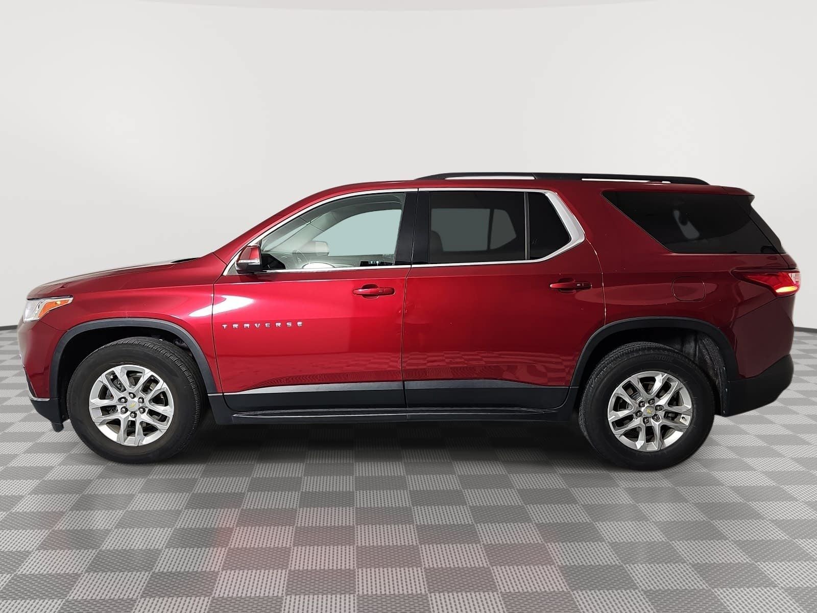 2021 Chevrolet Traverse LT Leather