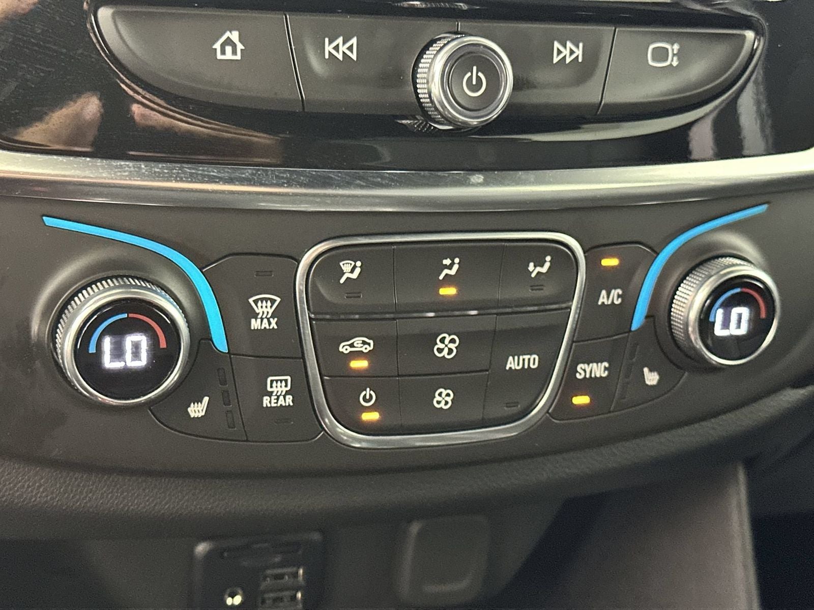 2024 Chevrolet Traverse Limited RS