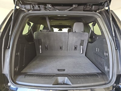 2024 Chevrolet Suburban LS